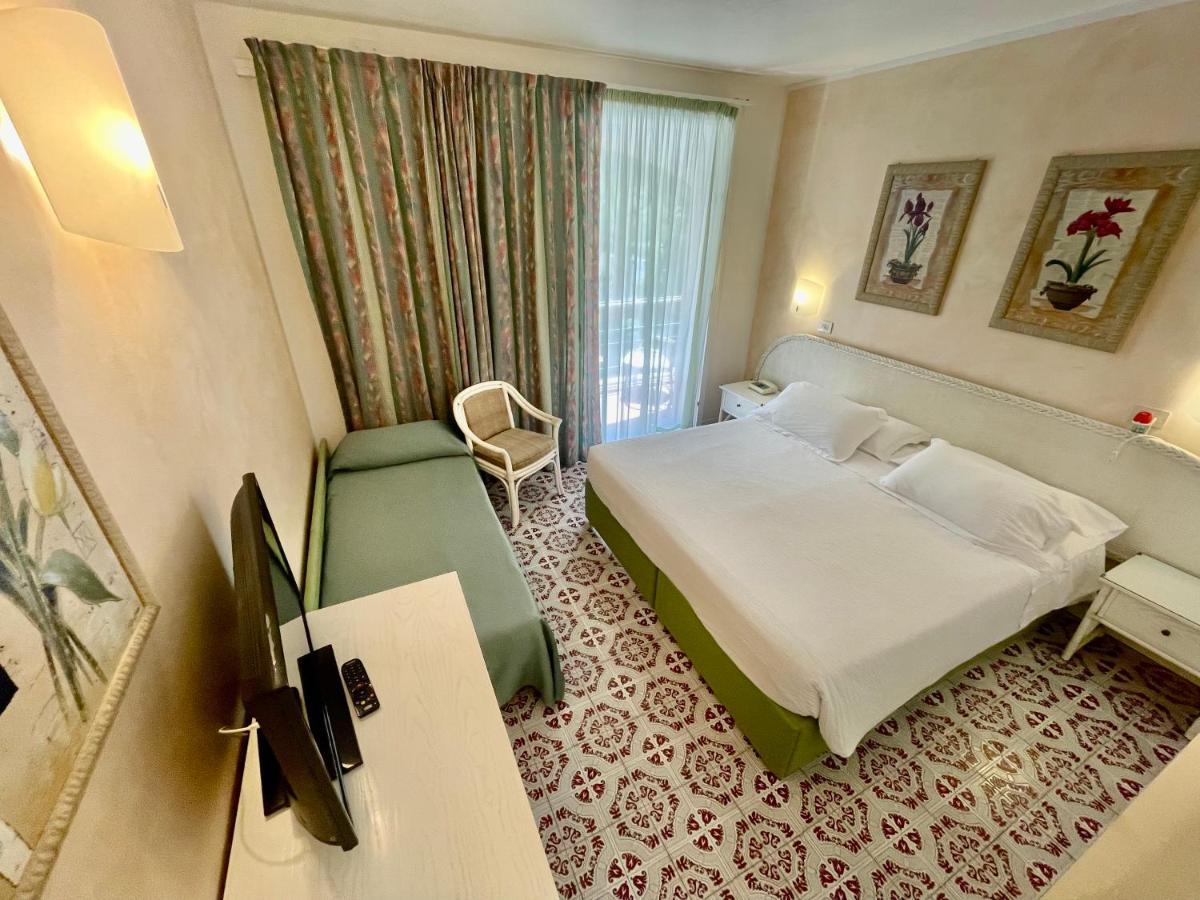 Hotel Meridiana Marina di Campo Zimmer foto