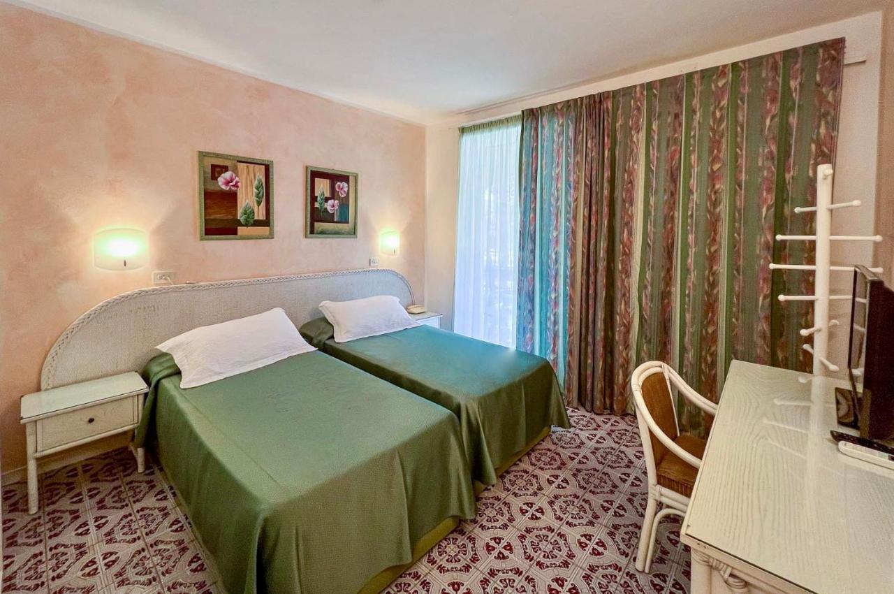 Hotel Meridiana Marina di Campo Exterior foto